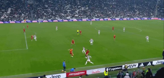 1703976405624014940.gif 尤文47.gif